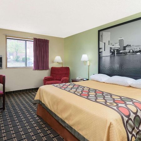 Super 8 By Wyndham Twinsburg/Cleveland Area Hotel Luaran gambar
